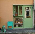 PUAPAN shop.JPG