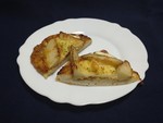 THE STANDARD BAKERS Tokyoeki keema&potato pizza2.JPG
